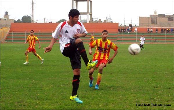 Carlos Cesar Caceres Navarro